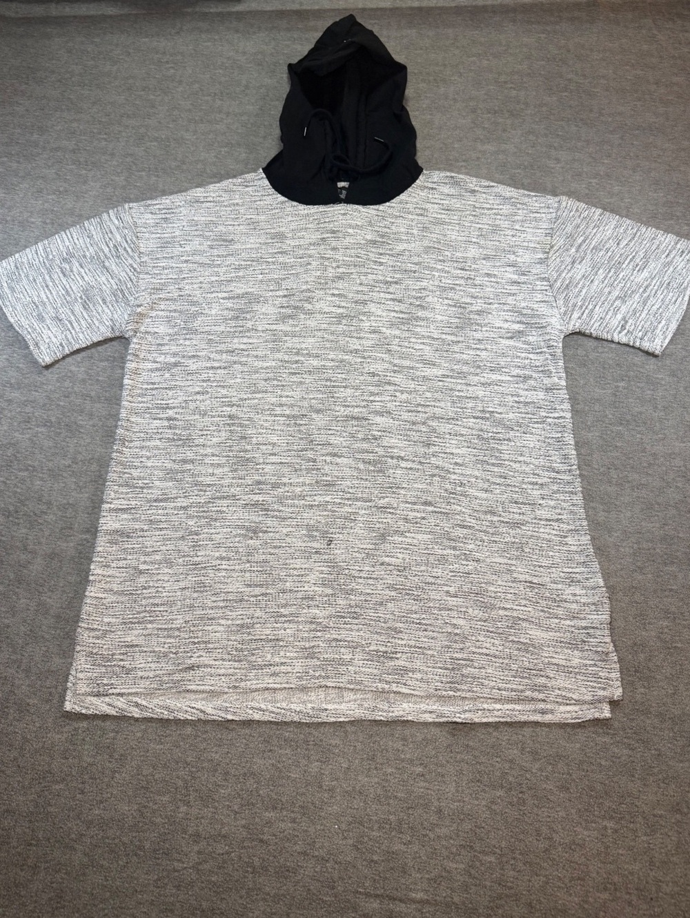 Forever 21 Men Hooded T-Shirt XL Gray Black Short Sleeve Pullover Hoodie